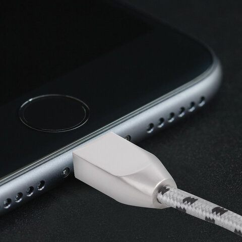 Кабель USB 2.0-Lightning, 1 м, SONNEN Premium, медь, для iPhone/iPad, передача данных и зарядка, 513126
