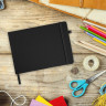 Скетчбук, черная бумага 140 г/м2, 210х148 мм, 80 л., КОЖЗАМ, резинка, карман, BRAUBERG ART CLASSIC, черный, 113205